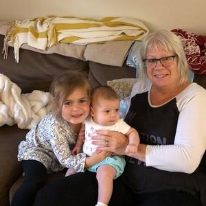 Meet your Posher, Debra